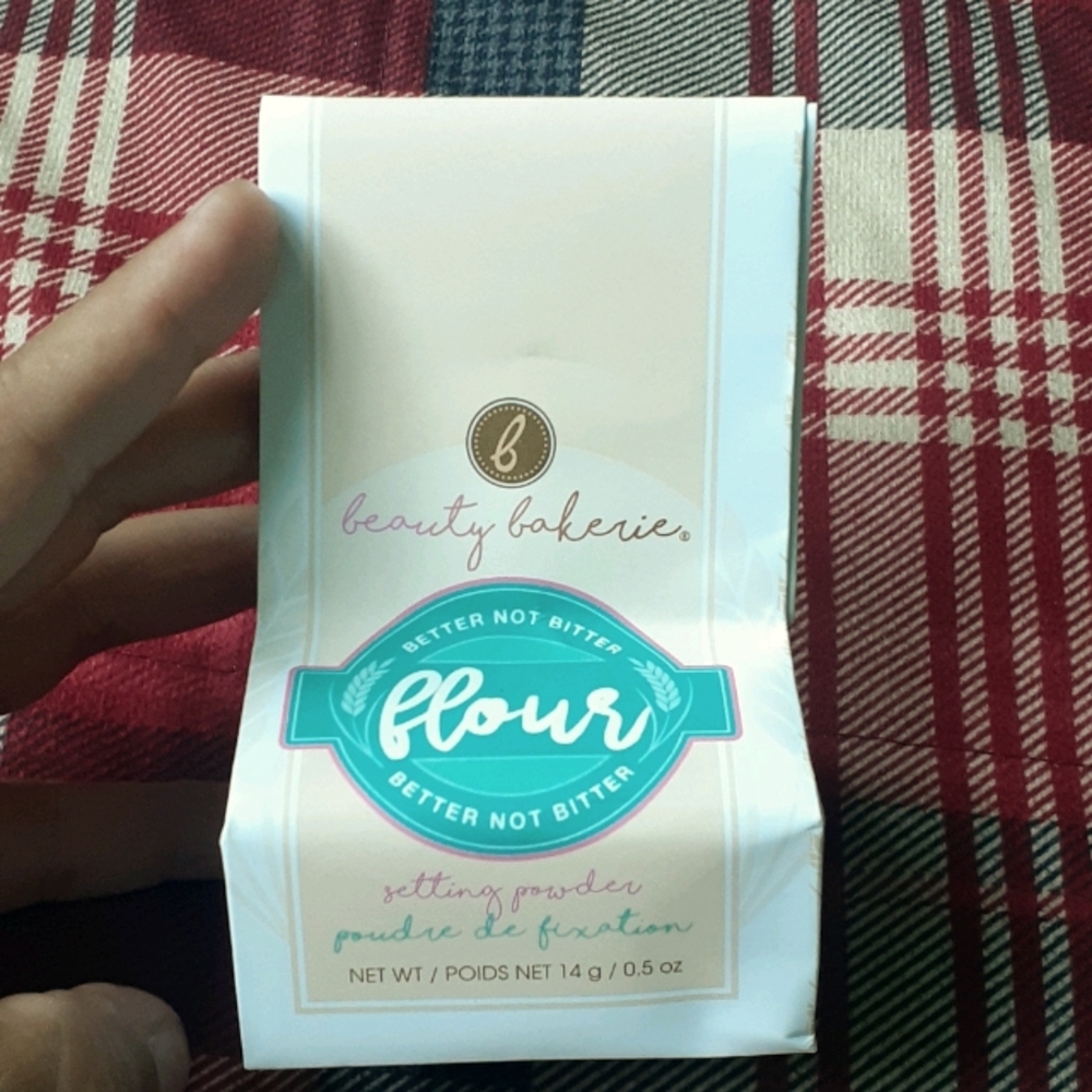NEW Beauty Bakerie Setting Powder